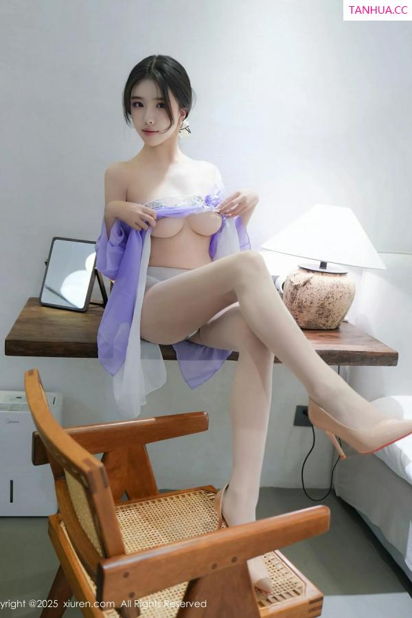袁圆  [XiuRen]高清写真图 2025.06.06 No.10376 袁圆 姿色汉服第5张图片